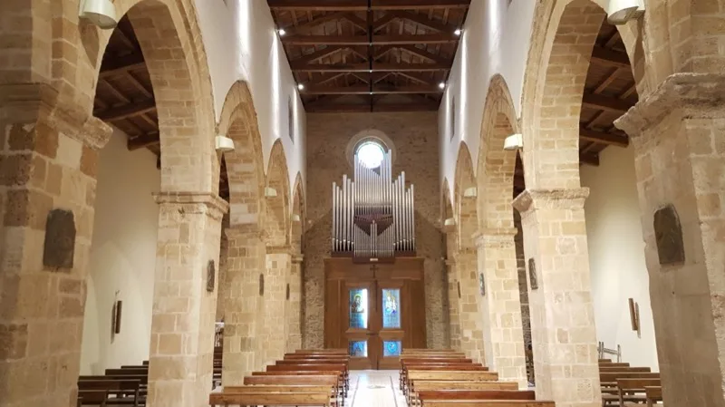 Consoli Millennium 2002 en el Santuario Madonna del Casale, Pisticci