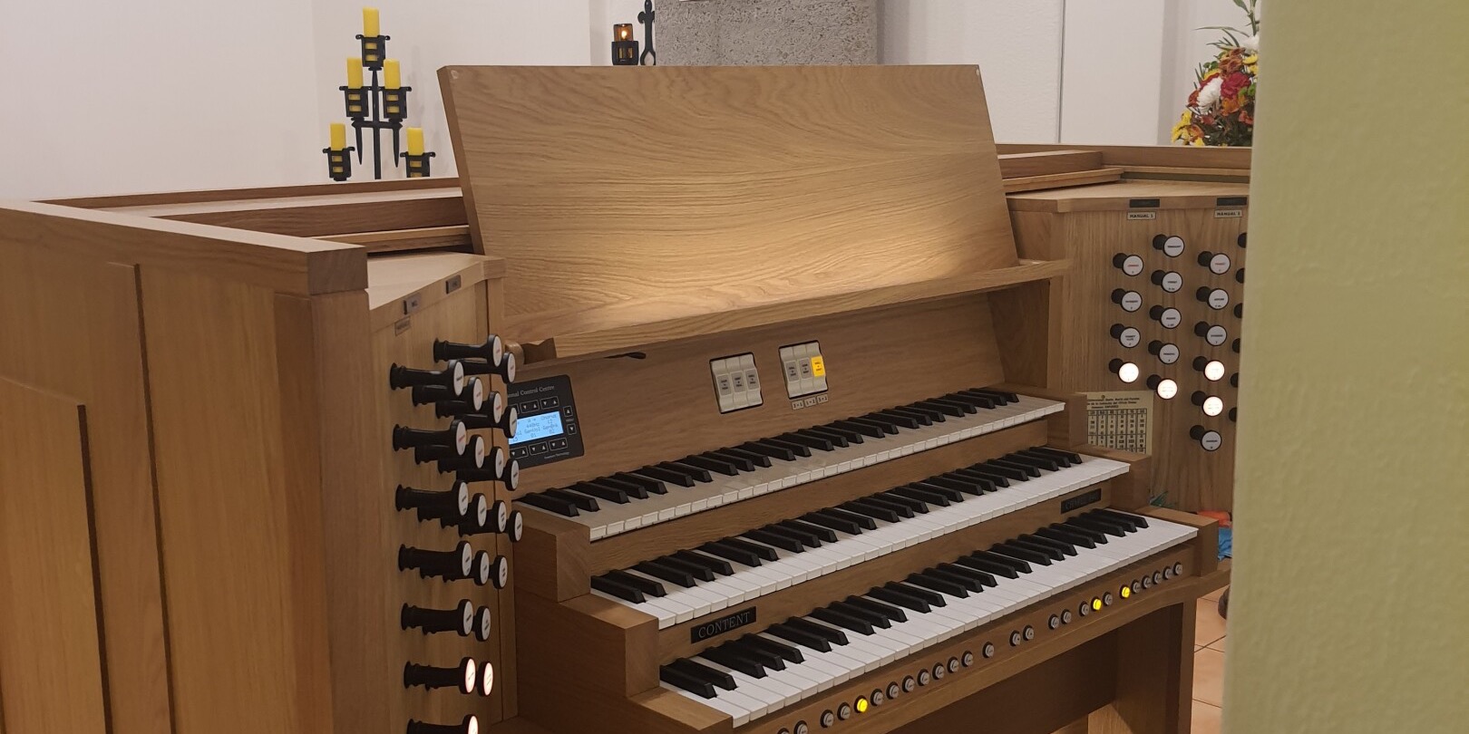 Content Chapel 340R instalado en una capilla