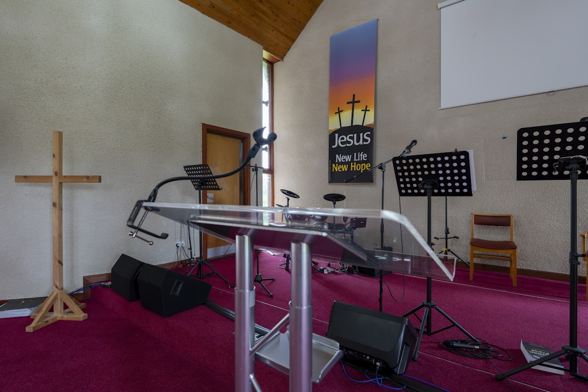 Sonorización del órgano digital en la iglesia